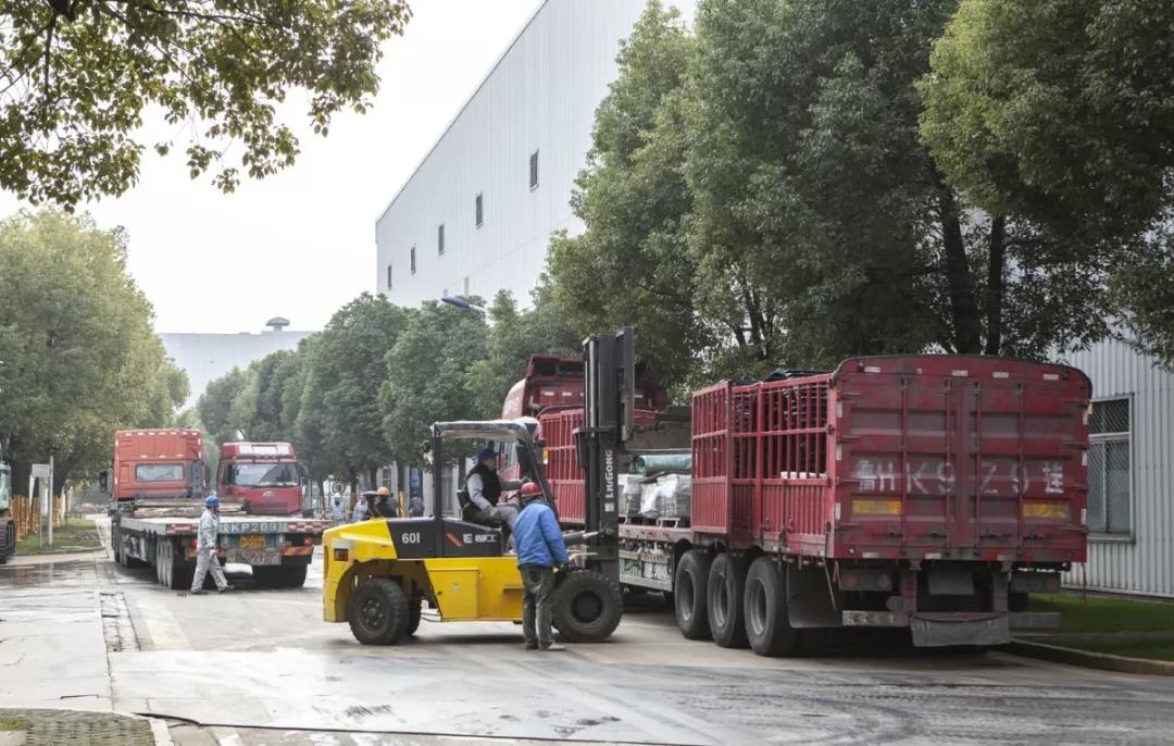 金泰雙輪銑走出國門，助力“一帶一路”沿線國家老撾Xe-pian Xe-namnoy電站防滲墻項(xiàng)目